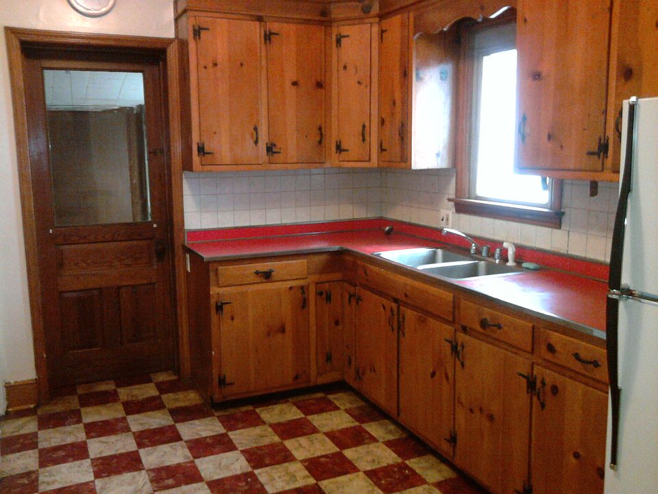 1st fl kitchen
