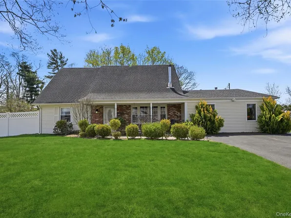 18 Marwood Place, Stony Brook, NY 11790