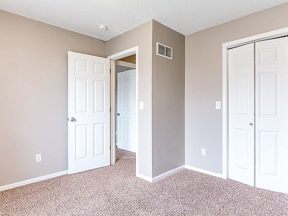 4th image of 6909 E 143rd Ct