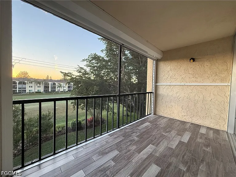 1087 Forest Lakes Dr #306 — Photo 14