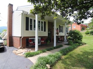 677 Azalea Rd, Daleville, VA 24083