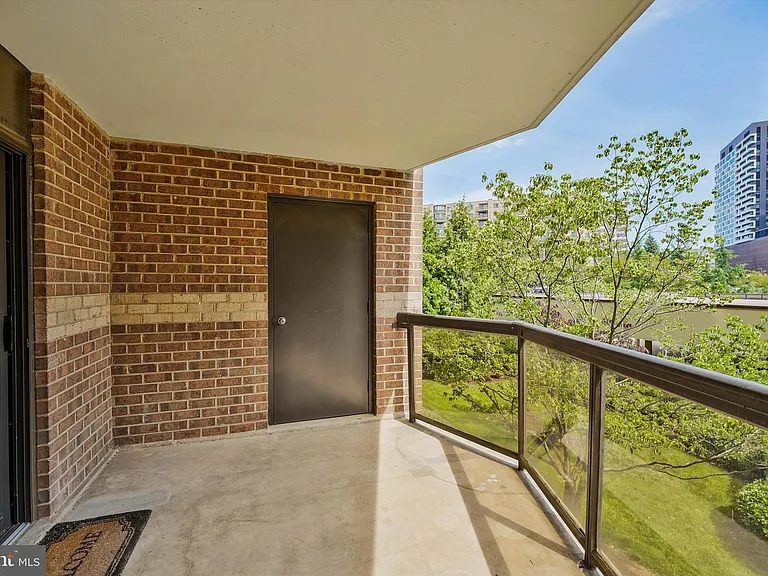 8360 Greensboro Dr #208 — Photo 49