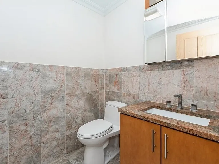 17 Meadow Rd #407 — Photo 9
