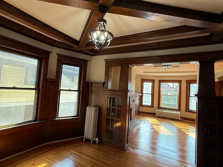 629 Parkside Ave — Photo 12