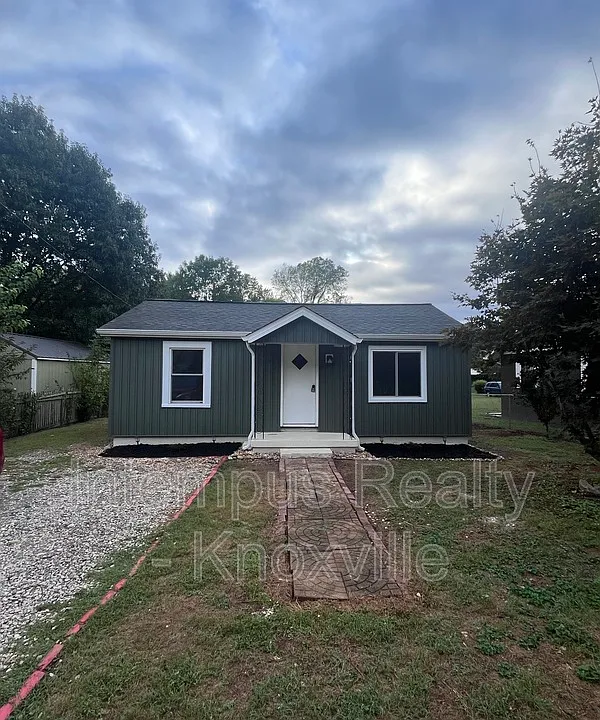 1912 Paris Rd