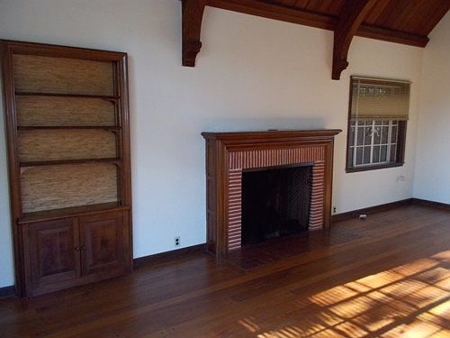 5th image of 407 S Citrus Ave