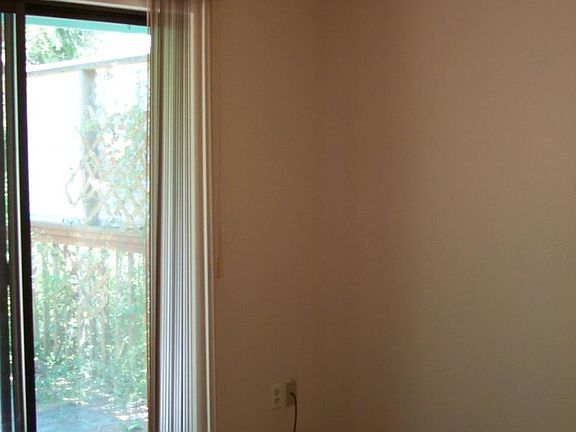 1st bedroom