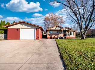 1 E Hampton Rd, Saint Catharines, ON L2T 3Z3