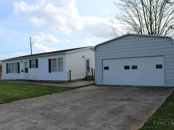 281 S College St, Sabina, OH 45169