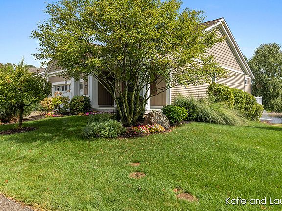 5th image of 4426 Koinonia Dr NE #38