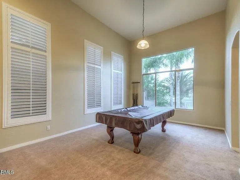 1690 W Bartlett Way — Photo 6