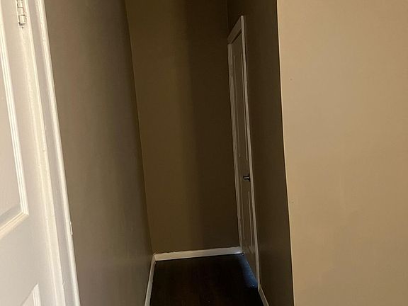 2nd image of 2815 Fleming St #2815