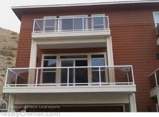 9311 Canyon Dr NW, Quincy, WA 98848