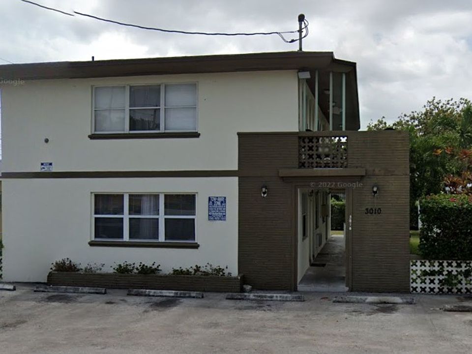 1st image of 3010 W Flagler St #4