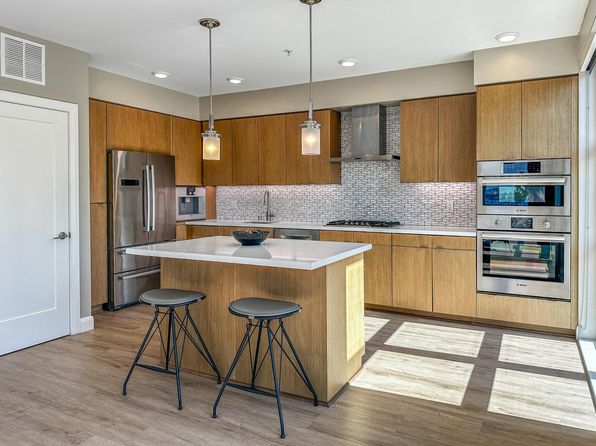 550 W Date St APT 410