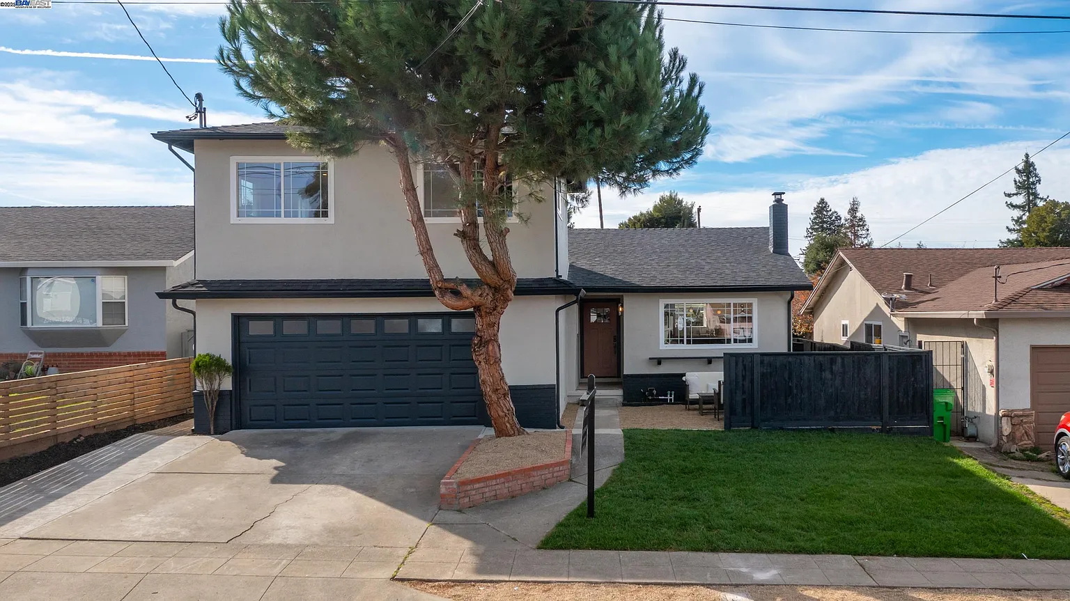 22555 Northview Dr photo 1