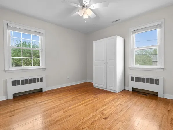 109 Bryan Hill Rd, Milford, CT 06460