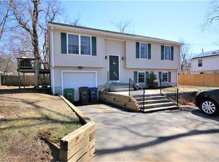 82 Irma Ave, Warwick, RI 02889