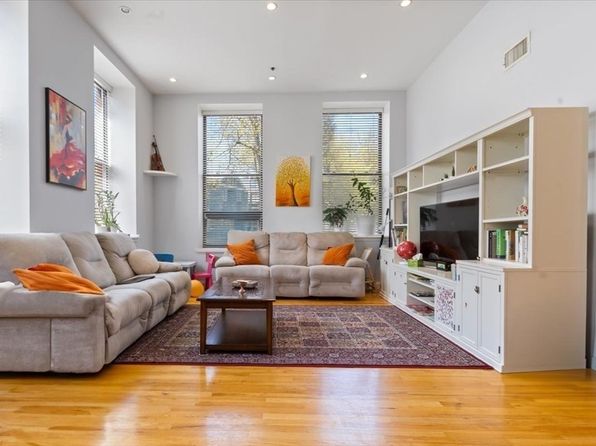 11 Wyman St APT 2C, Jamaica Plain, MA 02130