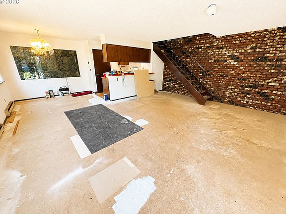 3rd image of 3182 NE 16th St