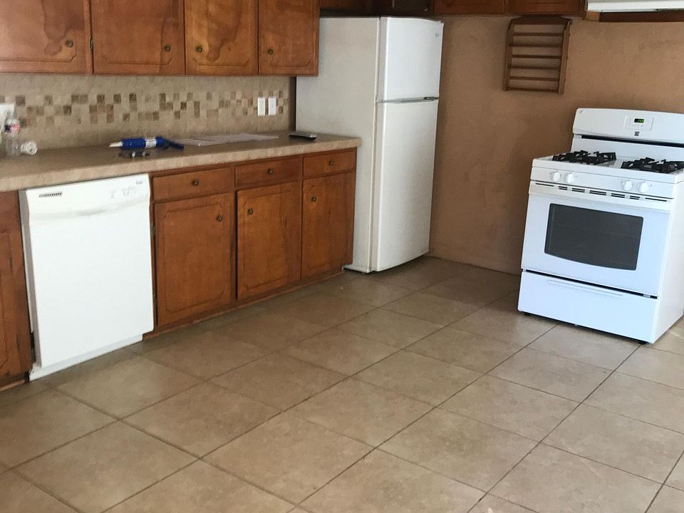 Kitchen /breakfast