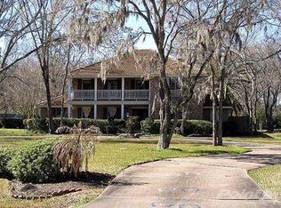 2008 Pine Dr, Friendswood, TX 77546