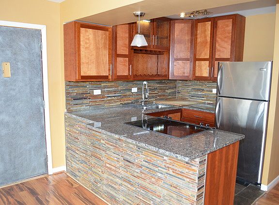 4th image of 5542 E Lake Dr #74