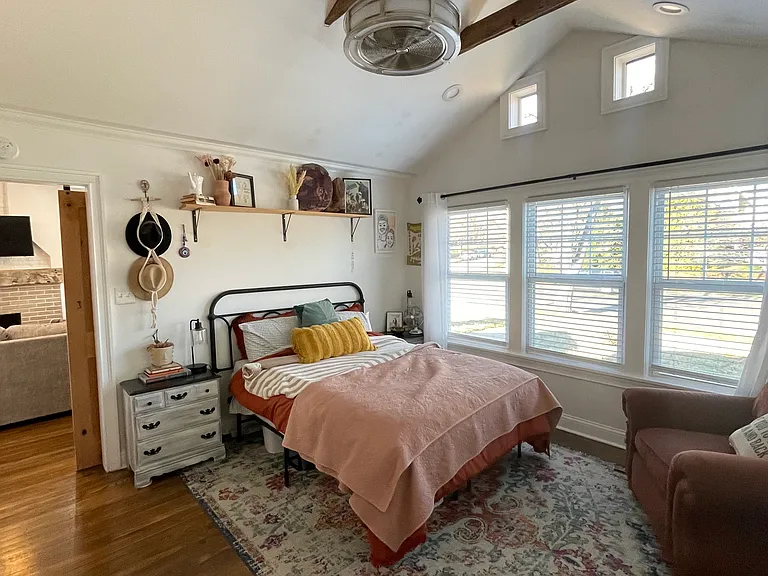 6217 Brookside Blvd — Photo 9
