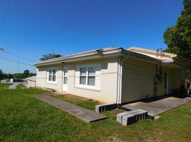 2439 Us Highway 411
