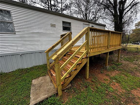 5th image of 929 Stringer Weeks Rd