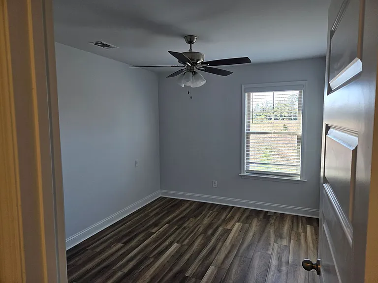 5253 Hamilton Cir — Photo 9
