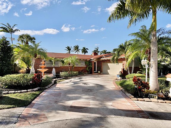 2nd image of 4631 SW 30th Way