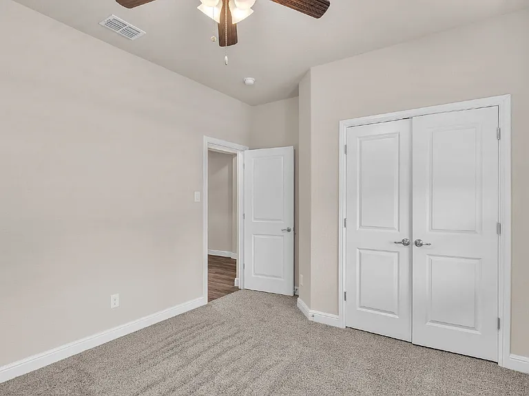 2336 Shorthorn Dr — Photo 4