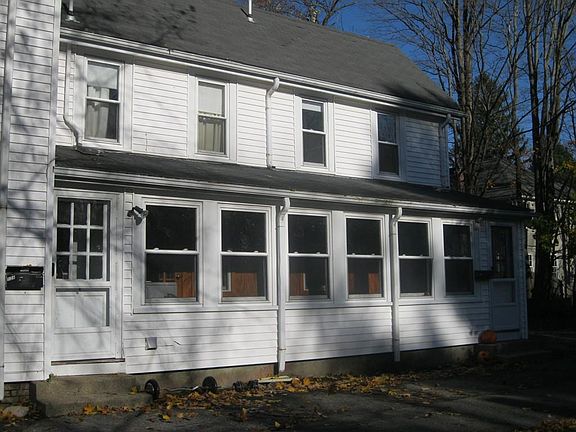 3rd image of 12 S Lincoln St #B