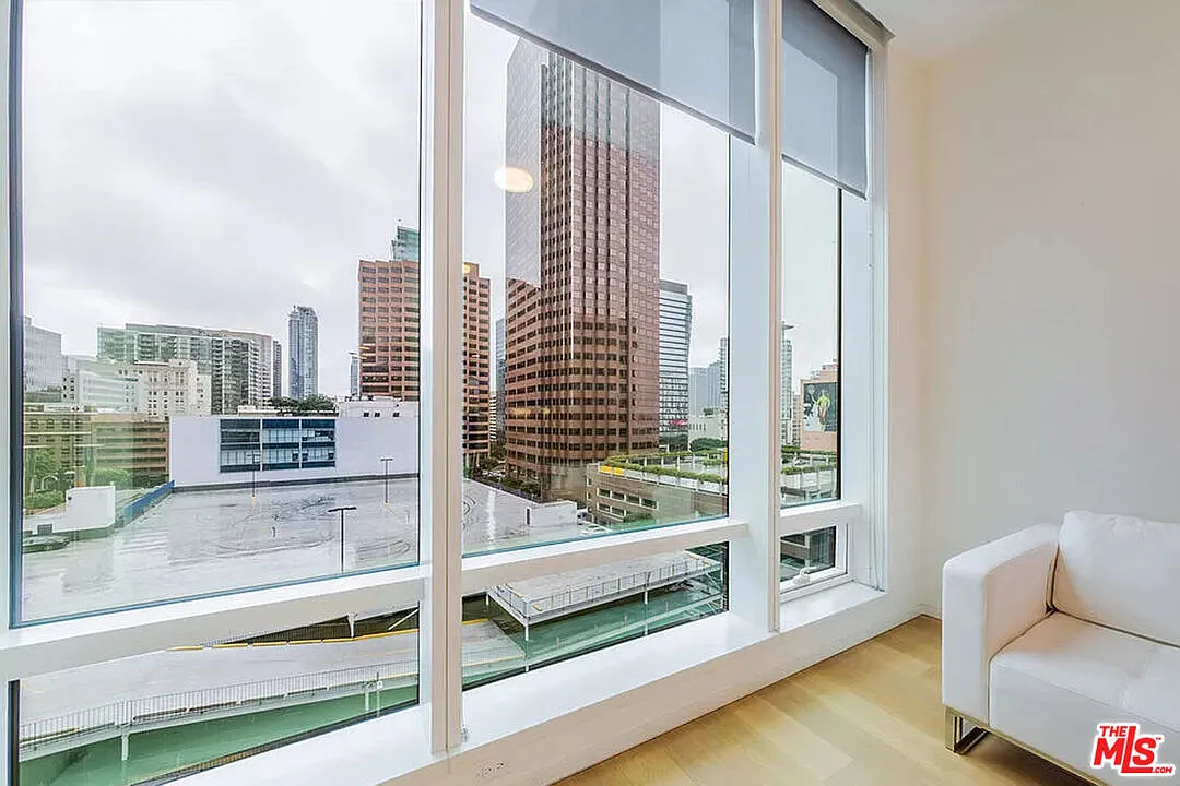 1 bed, 1.0 bath, 870 sqft, $2,995 — Photo 4