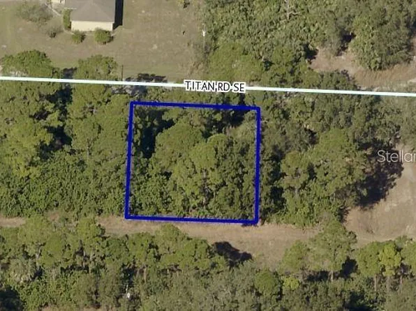 706 Titan Rd SE #10, Palm Bay, FL 32909