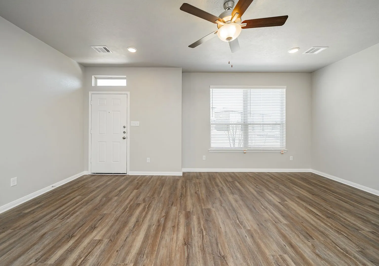 4089 Cross Park Drive Unit 1213 — Photo 2