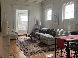 1814 Spruce St APT 2R, Philadelphia, PA 19103