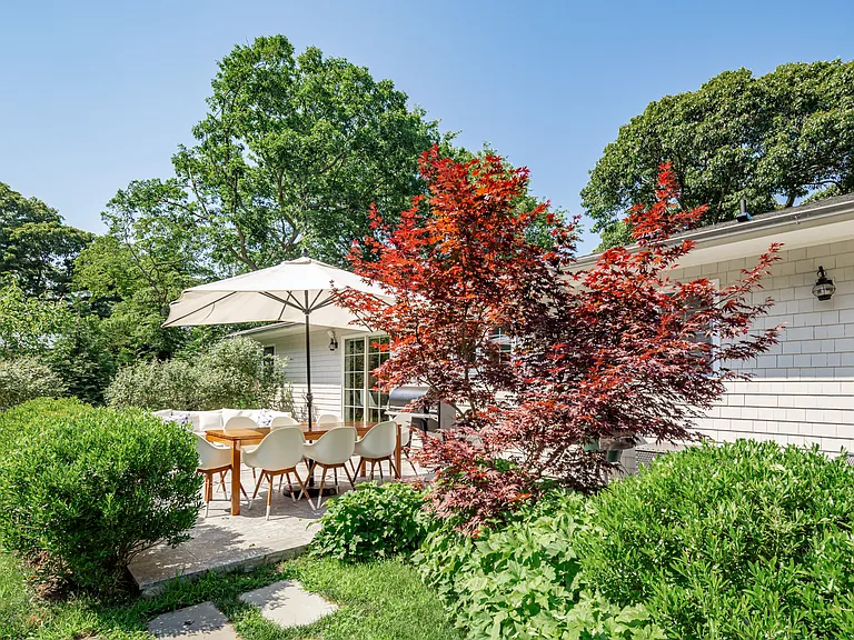 22 Sandra Rd — Photo 30