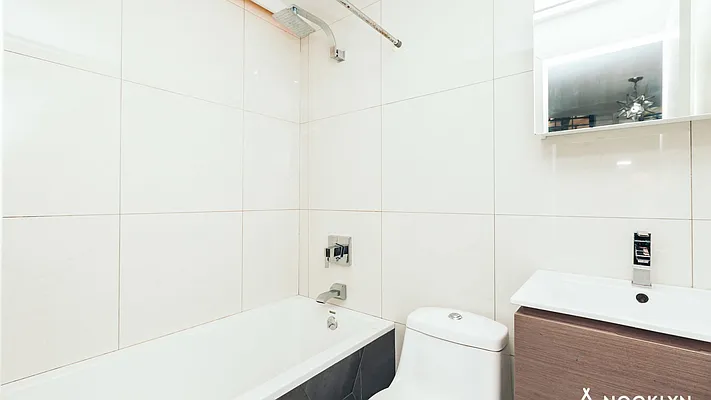 Rented by Nooklyn NYC LLC | media 6