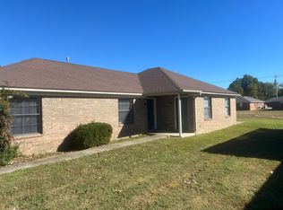 340 S Davis St #A, Conway, AR 72034