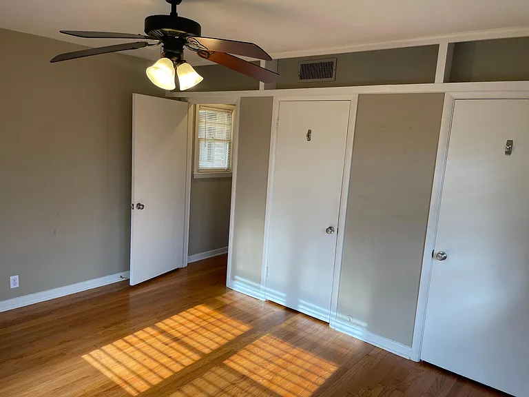 4205 Nagle St — Photo 5