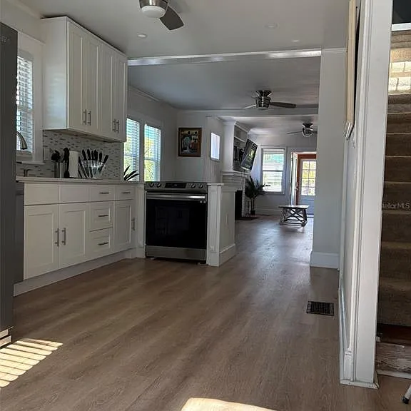 2570 Loma Linda St — Photo 8