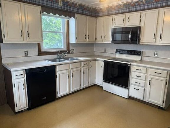 2nd image of 45 Cushman Road