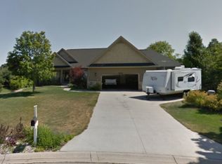 6202 Saddle Ridge Ct, Kalamazoo, MI 49009