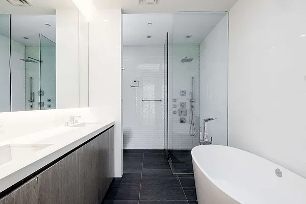 Rented by Compass | media 43