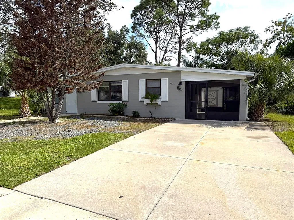 2 bed, 1.0 bath, 888 sqft, $1,700 — Photo 2