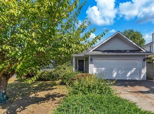 3826 Old Clayburn Rd, Abbotsford, BC V3G 1H8