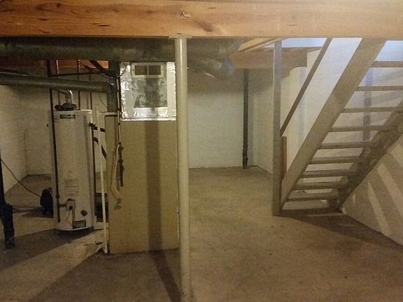 5th image of 941 Southwood Dr
