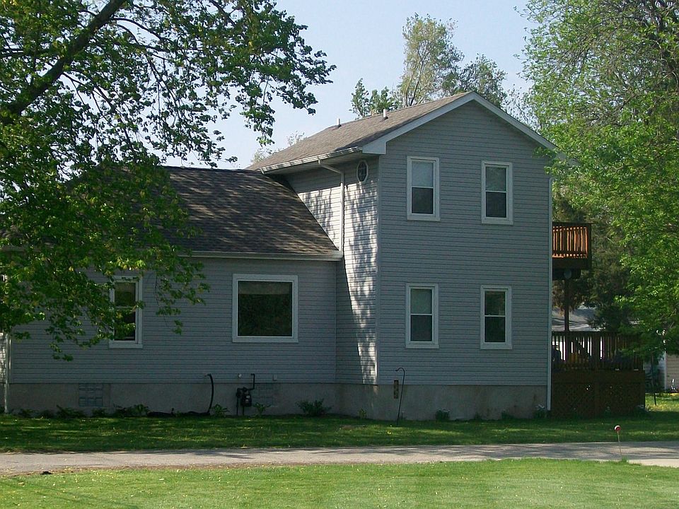 1st image of 1112 Otter Creek St